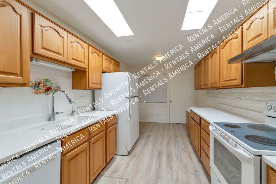 Spacious 3 bedroom Oro Valley Townhome property image