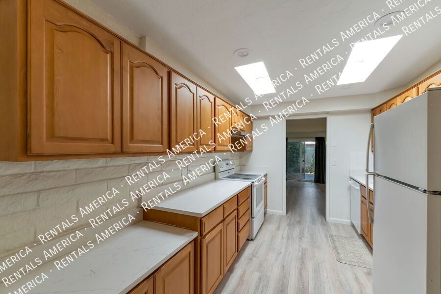 Spacious 3 bedroom Oro Valley Townhome property image