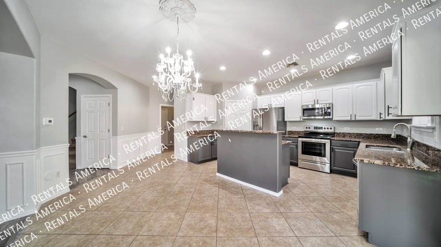 Stunning 4 Bedroom Home with SOLAR Savings in Desirable Cul-de-Sac property image
