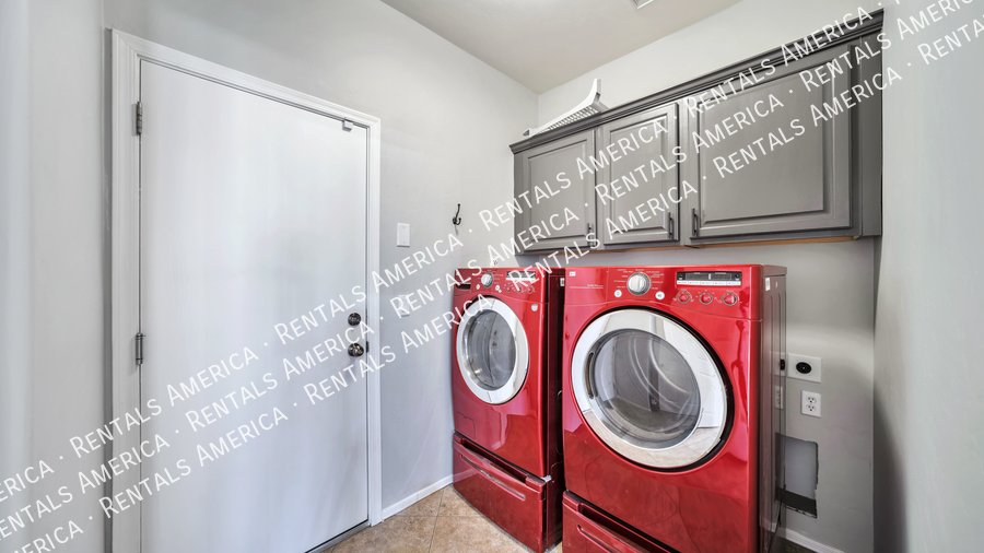Stunning 4 Bedroom Home with SOLAR Savings in Desirable Cul-de-Sac property image