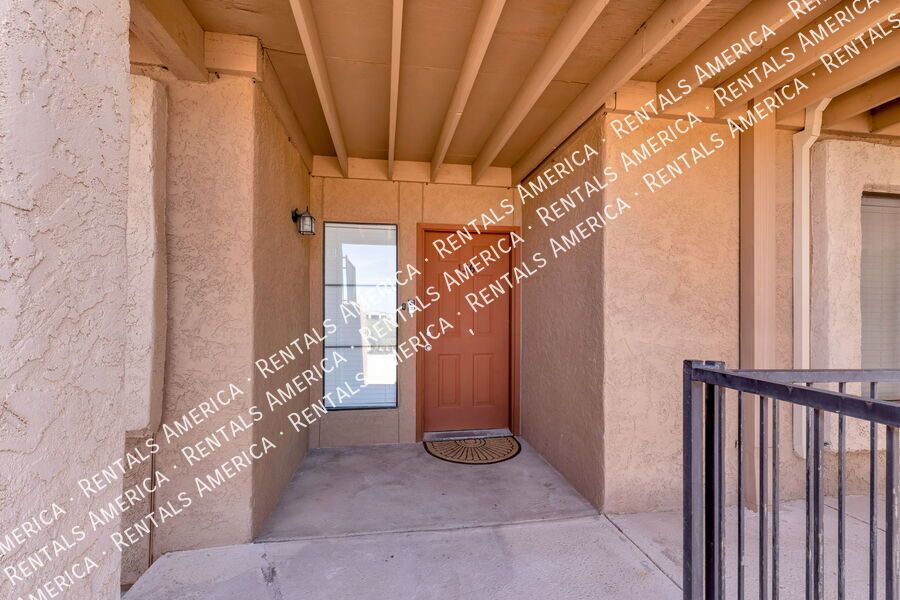 Updated Oro Valley Condo property image