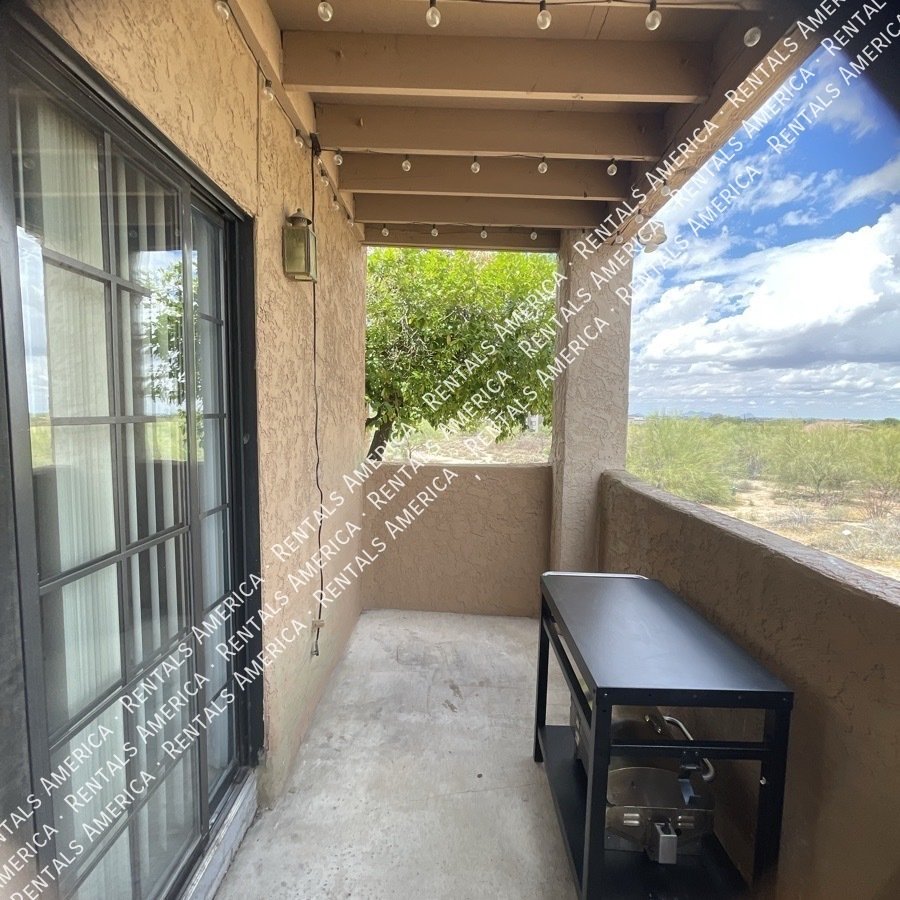 Updated Oro Valley Condo property image